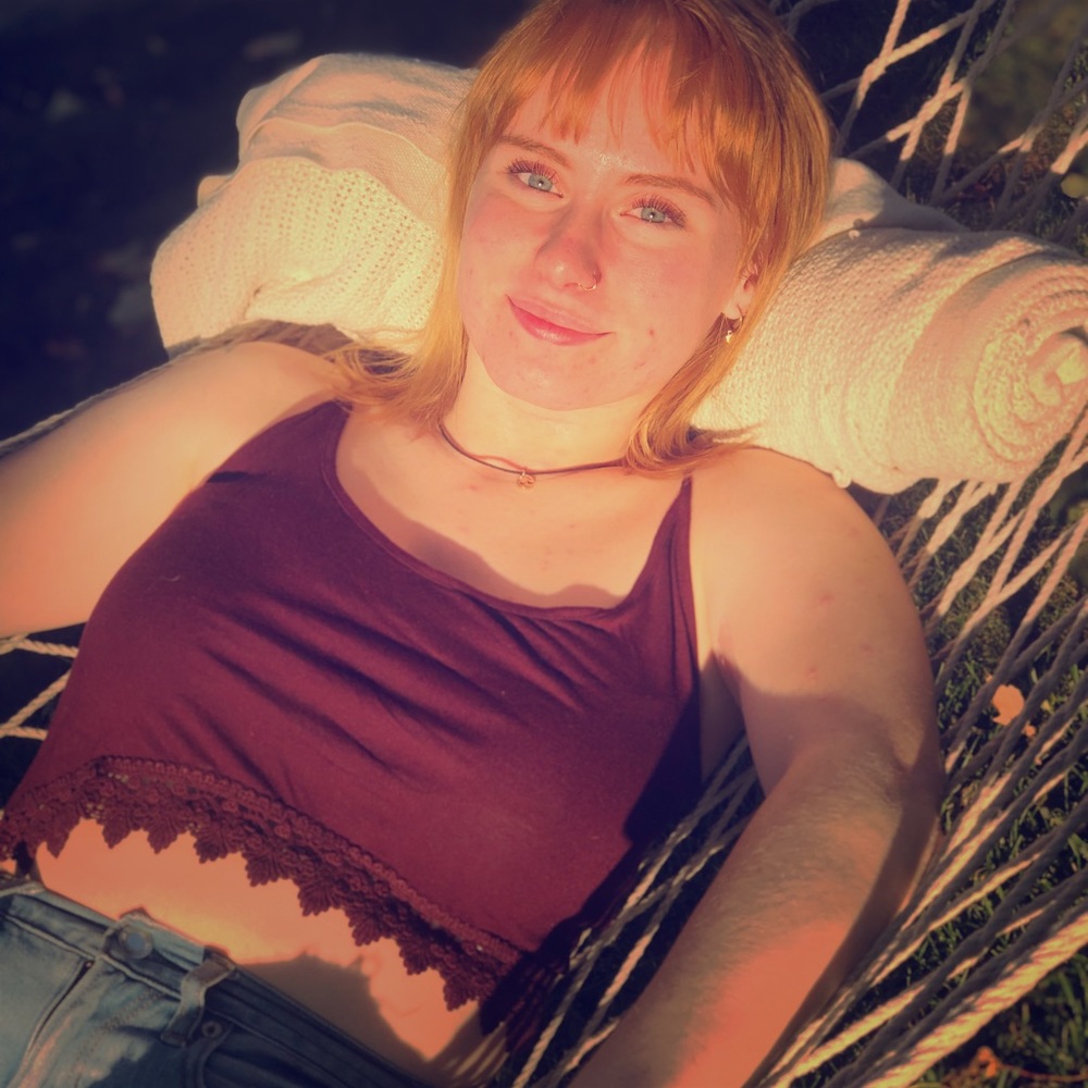 Maroon crop top